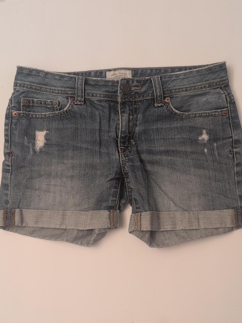 Aeropostale Distressed Denim Cuffed Jean Shorts Blue - Size 3/4